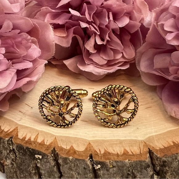 Twisted Antiqued Gold Tree of Life Cufflinks - Picture 2 of 16